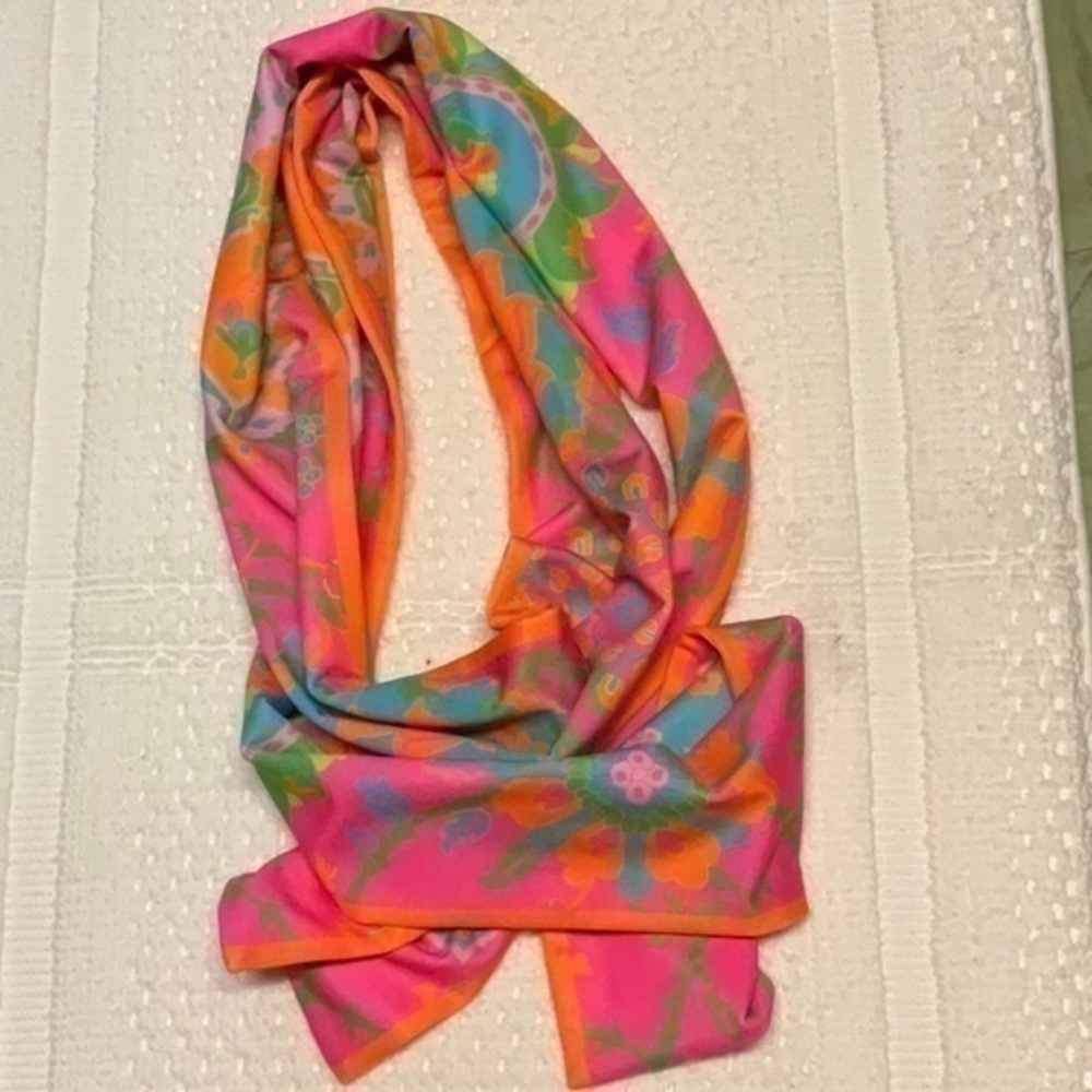 Beautiful Vintage Printed Scarf